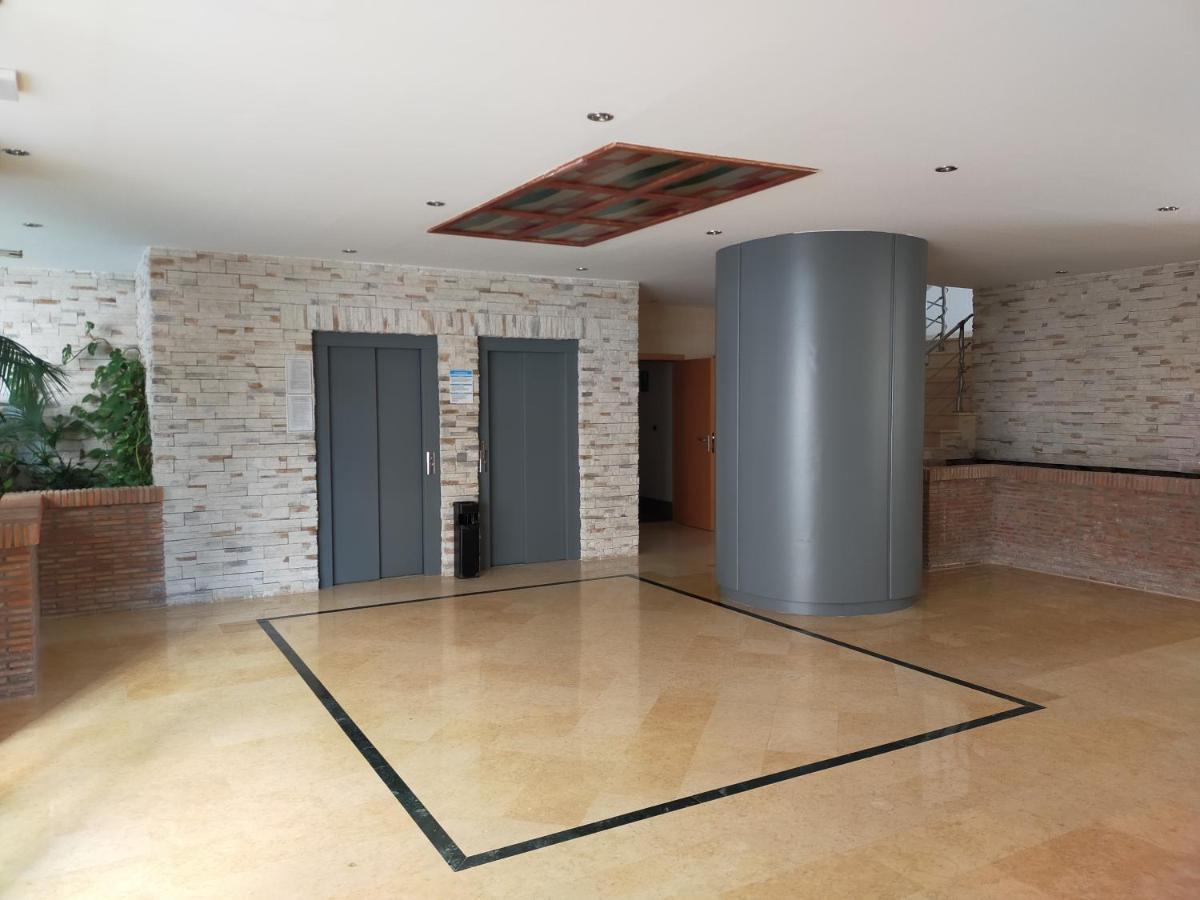 Apartment Acv - Vistamar Ii-1ª Linea Planta 4 Frontal Al Mar